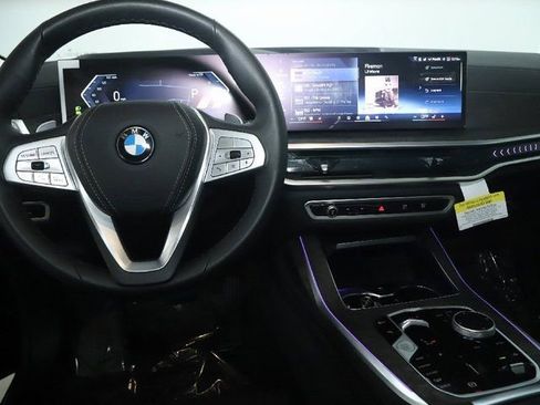 Certified 2026 BMW X7 xDrive40i AWD/4WD image 28
