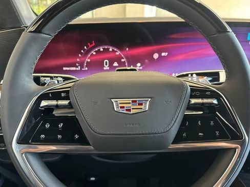 New 2026 Cadillac Escalade ESV Platinum Sport AWD/4WD image 25