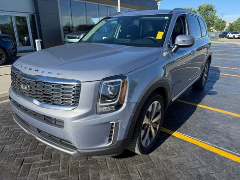 Used 2020 Kia Telluride S AWD/4WD image 1