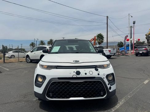 Used 2021 Kia Soul LX FWD image 14
