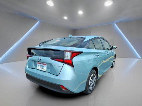 Certified 2022 Toyota Prius LE AWD/4WD image 21