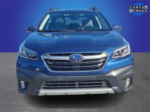 Used 2022 Subaru Outback Limited XT image 2