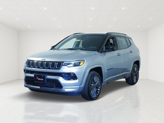 Used 2023 Jeep Compass High Altitude AWD/4WD image 3