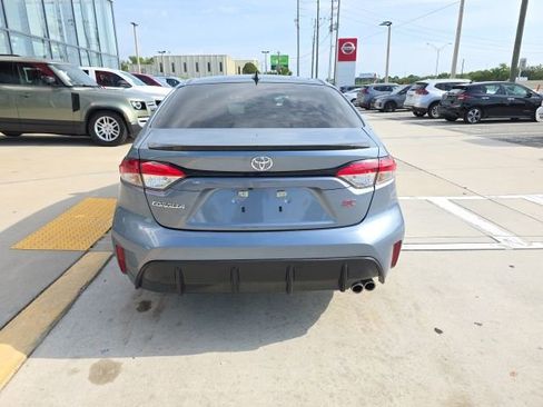 Used 2025 Toyota Corolla SE w/ Convenience Package FWD image 5