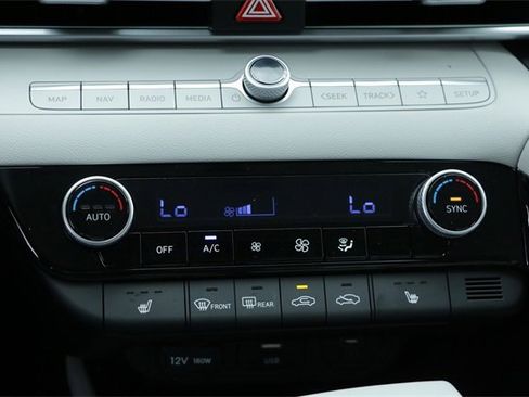 New 2026 Hyundai Elantra Limited image 15