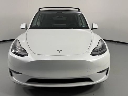 Used 2021 Tesla Model Y Long Range AWD/4WD image 2
