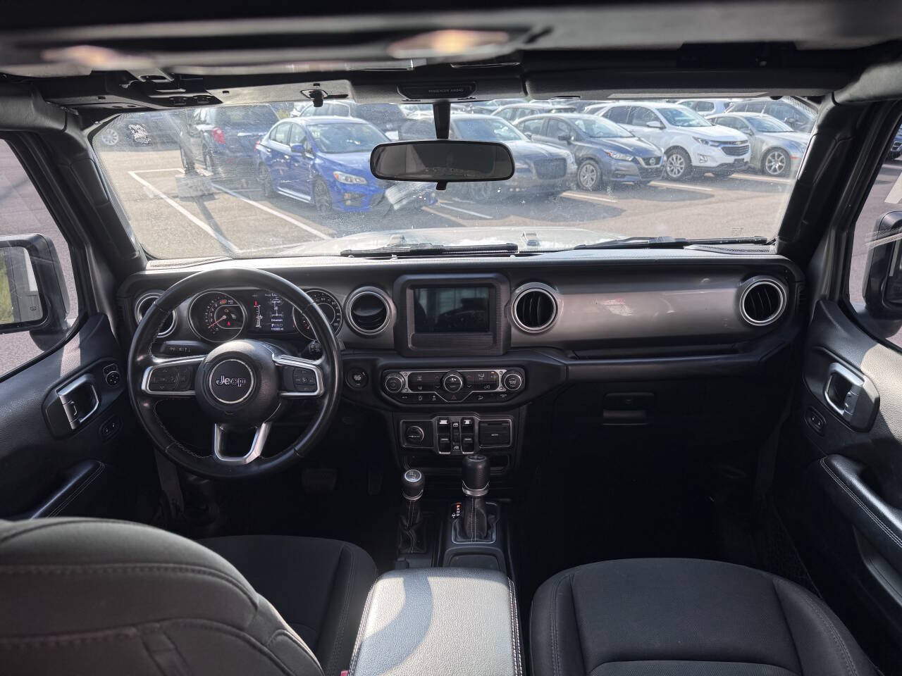 Used 2020 Jeep Wrangler Unlimited Sahara AWD/4WD image 19
