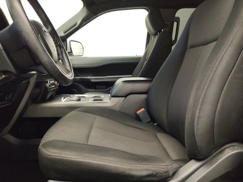 Used 2019 Ford Expedition XLT RWD image 17