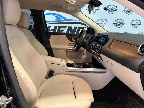 Used 2021 Mercedes-Benz GLA 250 4MATIC w/ Premium Package image 26