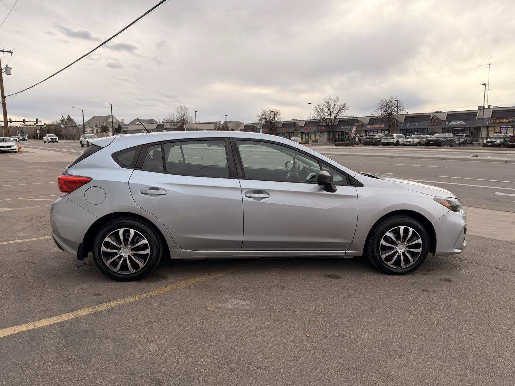 Used 2017 Subaru Impreza 2.0i AWD/4WD image 8