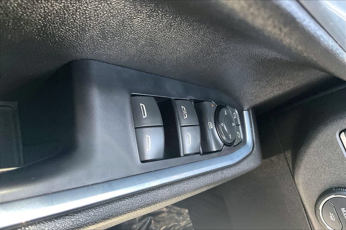 Used 2023 Chevrolet Silverado 1500 LT RWD image 22