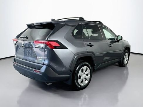 Used 2021 Toyota RAV4 LE w/ Carpet Mat Package (TMS) AWD/4WD image 8