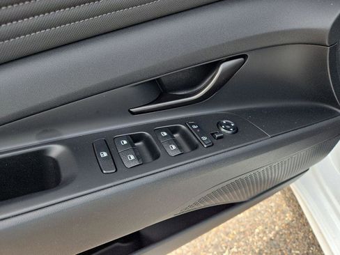 New 2026 Hyundai Elantra Sport FWD image 14