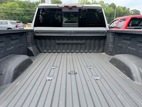 Used 2020 GMC Sierra 2500 Denali w/ Denali Ultimate Package AWD/4WD image 10