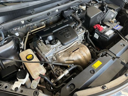 Used 2013 Toyota RAV4 XLE FWD image 15