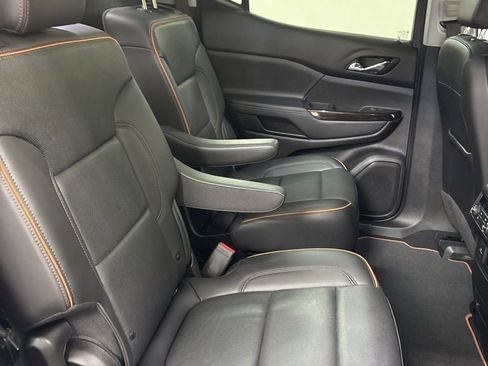 Used 2023 GMC Acadia AT4 w/ Technology Package AWD/4WD image 32
