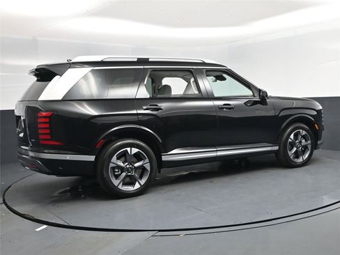 New 2026 Hyundai Palisade Limited image 4