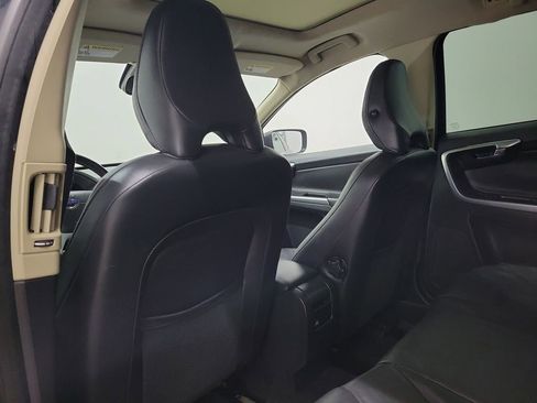 Used 2013 Volvo XC60 3.2 image 12