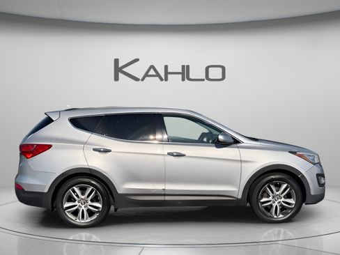 Used 2013 Hyundai Santa Fe Sport 2.0T FWD image 5