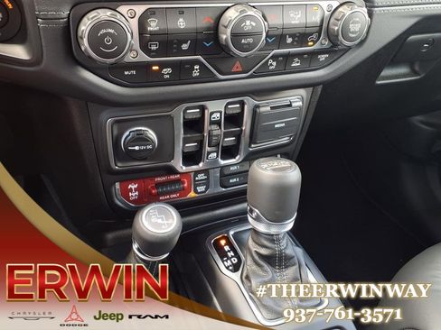 New 2025 Jeep Wrangler Unlimited Rubicon 392 image 13