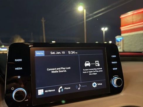 Used 2023 Hyundai Santa Fe SE w/ Cargo Package image 11