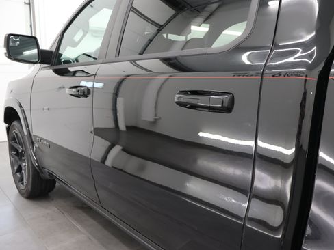 Used 2021 RAM 1500 Laramie AWD/4WD image 32