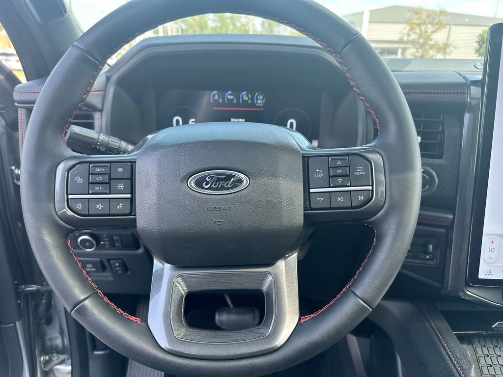 Used 2024 Ford Expedition Max Limited RWD image 18