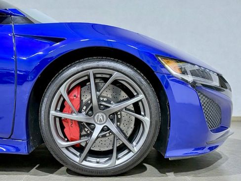 Used 2017 Acura NSX image 9