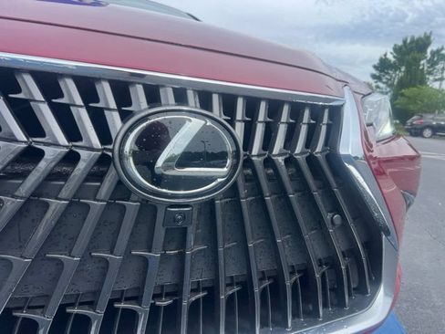 Used 2023 Lexus ES 350 Ultra Luxury w/ Accessory Package (Z2) FWD image 4