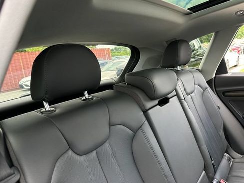Used 2020 Audi Q5 e Prestige w/ Prestige Package AWD/4WD image 34