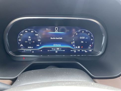 Used 2023 Chevrolet Tahoe High Country AWD/4WD image 33