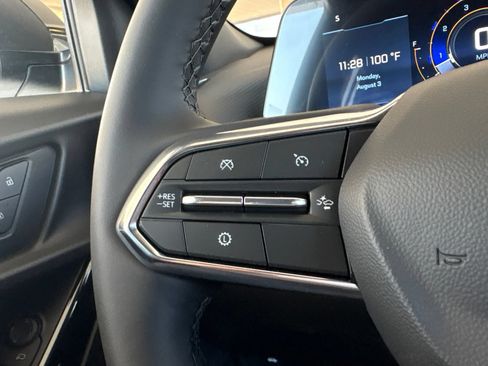 New 2027 Chevrolet Equinox LT w/ Midnight Edition FWD image 41