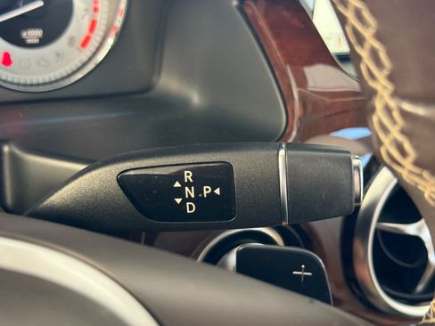 Used 2014 Mercedes-Benz GLK 350 4MATIC image 25