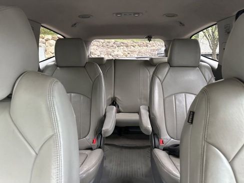 Used 2013 Chevrolet Traverse LTZ AWD/4WD image 29