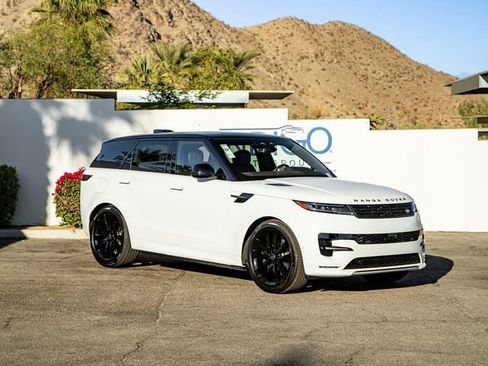 New 2025 Land Rover Range Rover Sport Dynamic SE AWD/4WD image 4