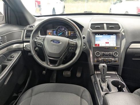 Used 2019 Ford Explorer XLT w/ Equipment Group 201A image 14