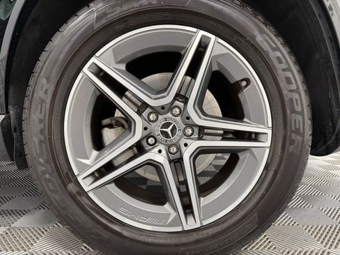 Used 2024 Mercedes-Benz GLE 450 4MATIC image 42