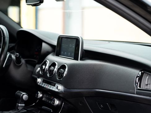 Used 2021 Kia Stinger GT-Line image 35