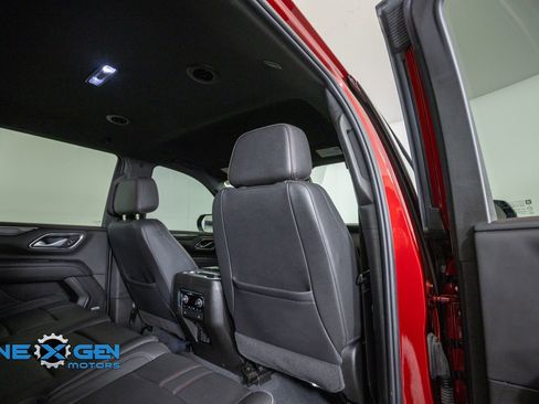 Used 2022 Chevrolet Tahoe RST w/ Luxury Package AWD/4WD image 36