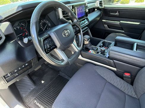 Used 2022 Toyota Tundra SR5 AWD/4WD image 10