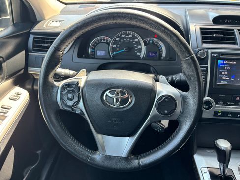 Used 2012 Toyota Camry SE image 15
