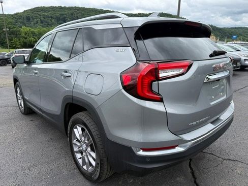 Used 2023 GMC Terrain SLT w/ Infotainment Package II AWD/4WD image 7