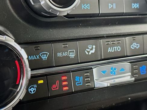 New 2026 Ford F450 Platinum w/ FX4 Off-Road Package image 21