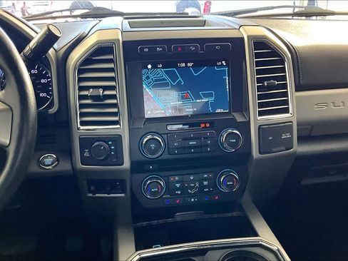 Used 2017 Ford F250 Lariat w/ Lariat Ultimate Package image 7