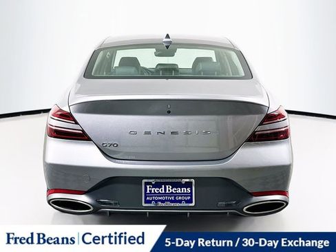 Used 2025 Genesis G70 2.5T image 7