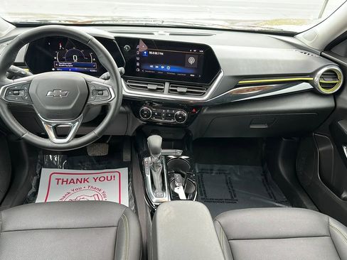 Used 2025 Chevrolet Trax ACTIV w/ Driver Confidence Package image 16