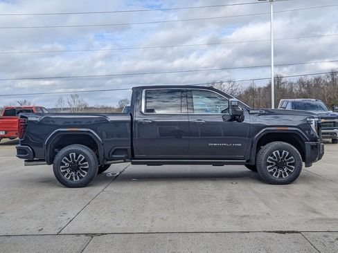New 2026 GMC Sierra 2500 Denali Ultimate image 6