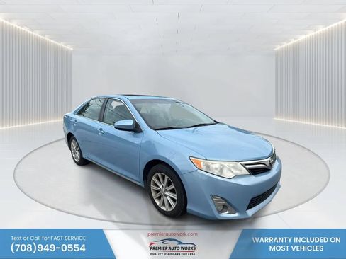 Used 2012 Toyota Camry XLE FWD image 3