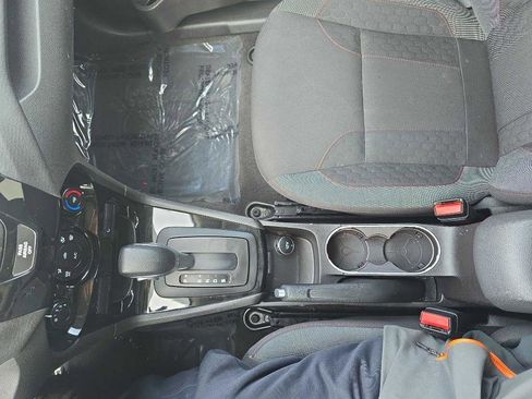 Used 2014 Ford Fiesta SE w/ Equipment Group 201A image 16