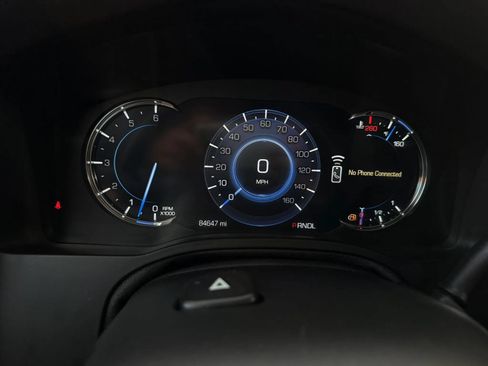 Used 2020 Cadillac Escalade ESV Luxury w/ Escalade Sport Edition RWD image 17